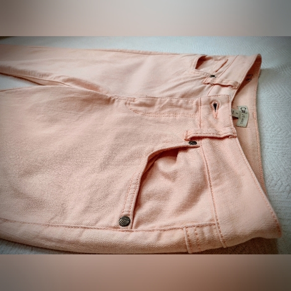 Brand New CAbi "Creamsicle" Cropped Jeans #329, Peach Color Mid Rise, Size 6 - Picture 8 of 14